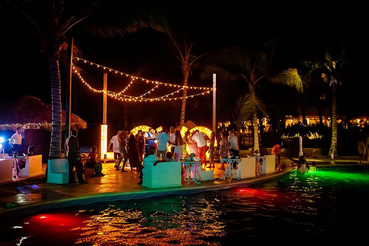 Night party by the pool