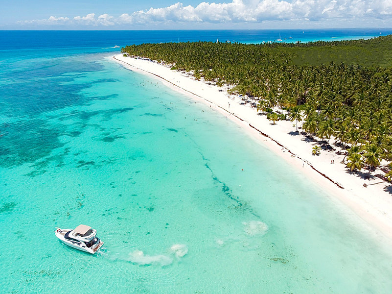 Saona Island with turquoise water